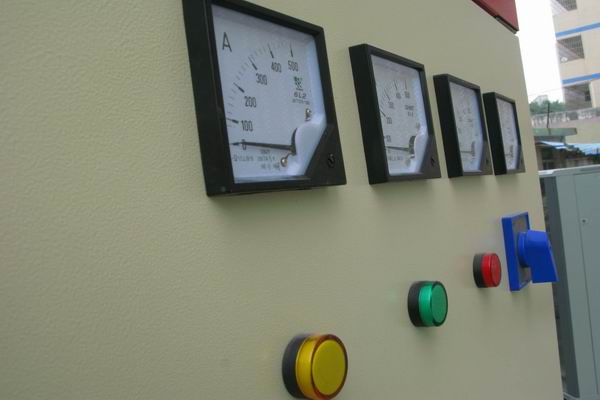 新龙镇配电柜-3683讲讲配电柜注意事项